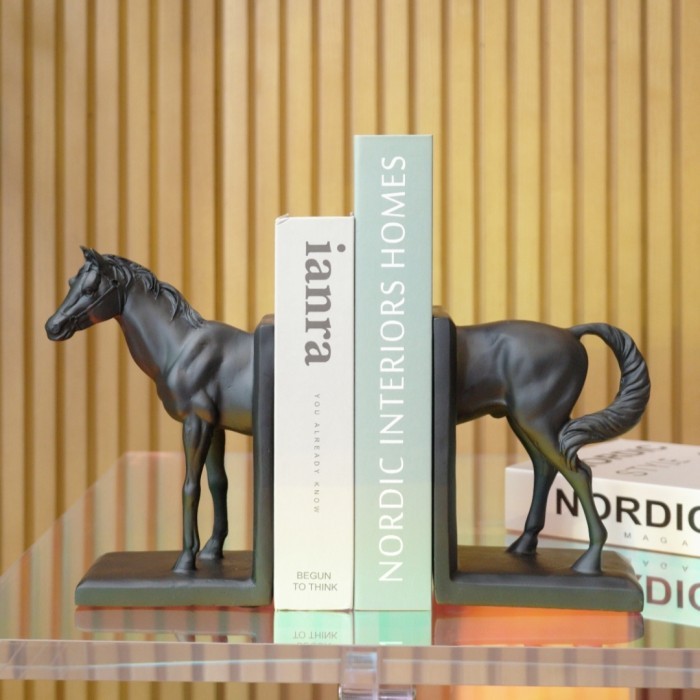 

Andra - Raven Horse Bookend // Pembatas Buku // Dekorasi //