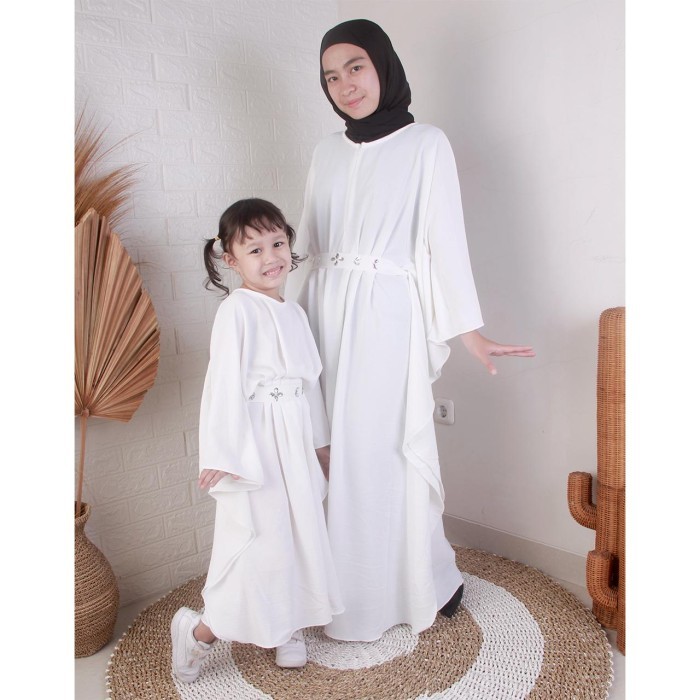 PROMO Kaftan Anak Allaya Crinkle Airflow Free Belt 4 - 12 Tahun - Putih, S