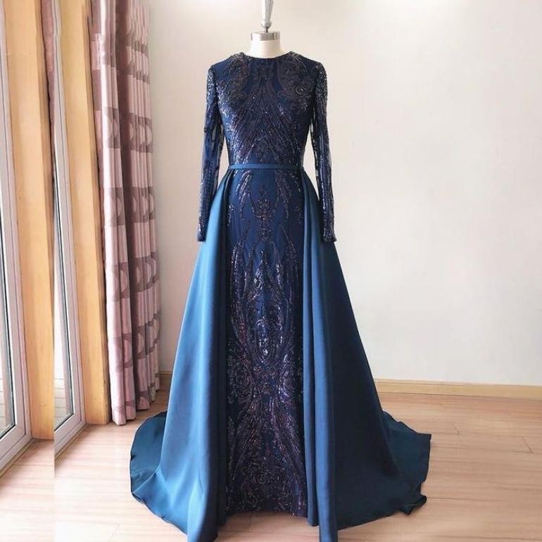 mar rok ekor satin / ekor gaun satin / ekor gaun pesta