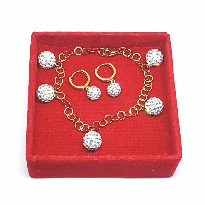 

Terbaru Set Gelang Anting Kristal Titanium Anti Karat Selamanya Pgm Pt37