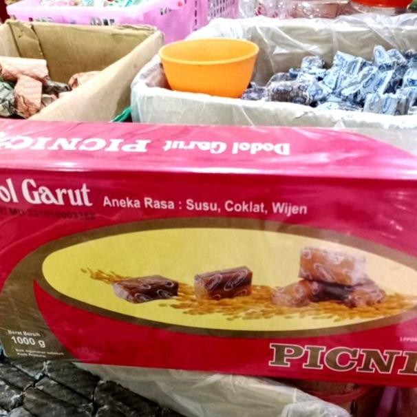 

Dodol Garut Picnic 1 G