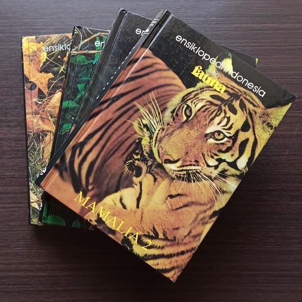 

BISA GOSEND BUKU ENSIKLOPEDIA INDONESIA SERI FAUNA ( 4 BUKU ) TERUJI