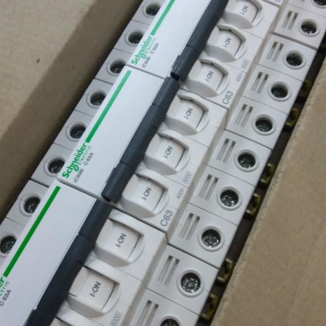 MCB SCHNEIDER IC60N 63A 3P
