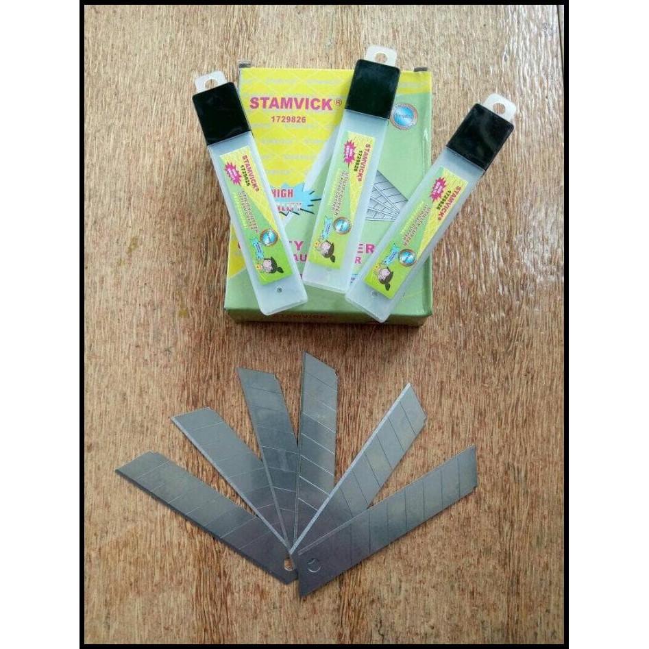 

Stamvick Isi Refill Mata Pisau Cutter Besar 18 Mm Isi 60 Pcs (Promo)