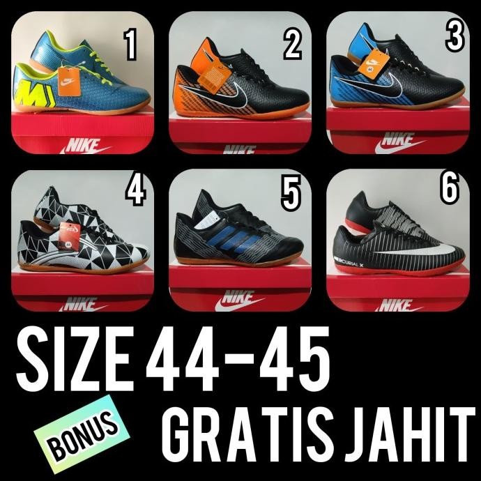 SEPATU FUTSAL SIZE 44-45