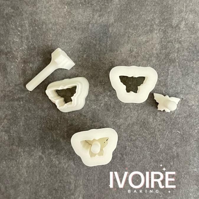 

NEW Japanese Silicone Mini Cutter for Wagashi and Yokan