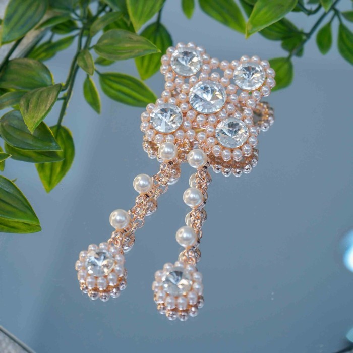 Restu Anggraini - Drupadi Brooch