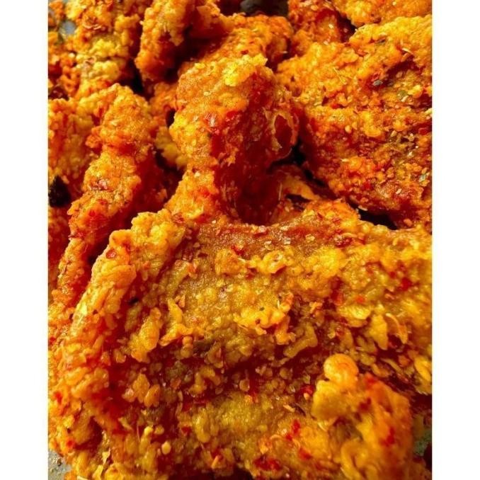 

BIG SALE L14 KERIPIK KULIT AYAM KRISPI PEDAS JERUK 500GR !!!!!