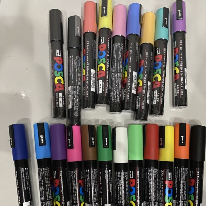 

Bundling Uni Posca PC-5m Set 21 Color. Medium Point Paint Marker