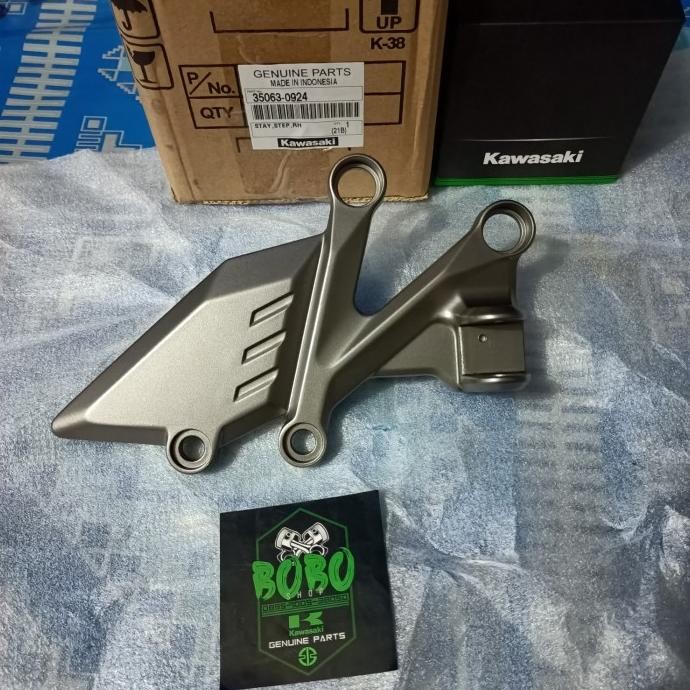 Ready Stock Footstep Stay Braket Injakan Kaki Belakang Kanan Ninja Rr Mono