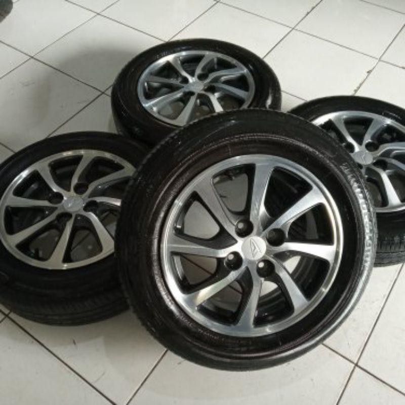 Velg- Pelek Mobil  Oem Daihatsu Sigra Ring 14+Ban Bridgestone Ecopia 175/65/14