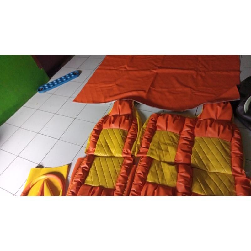 Sarung Jok Canter Variasi