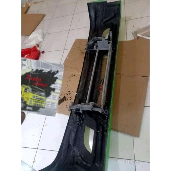 Bemper Sigra + Pangkon Hidrolik