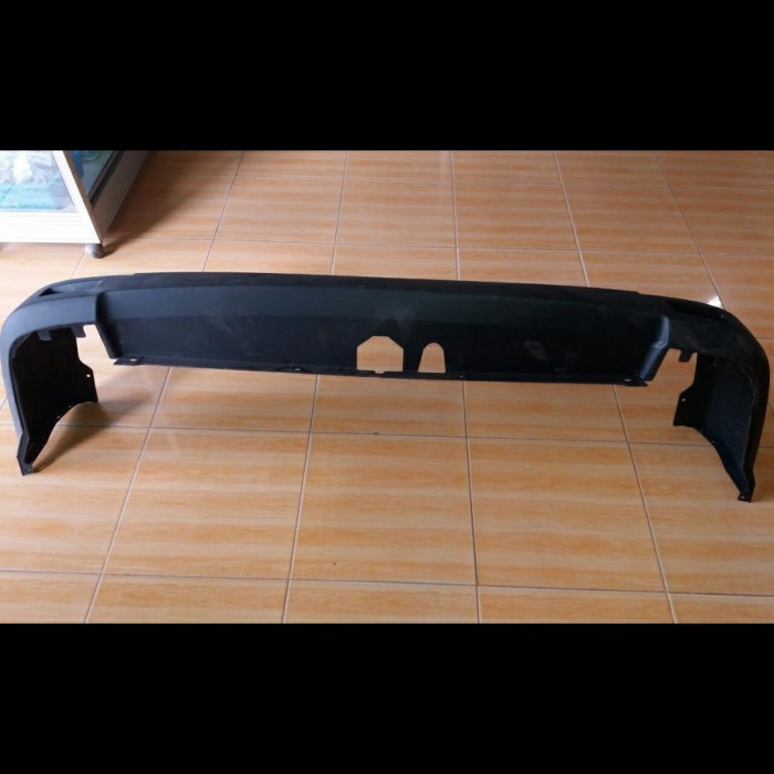 bemper belakang suzuki apv