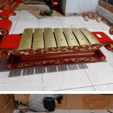 saron gamelan ukir