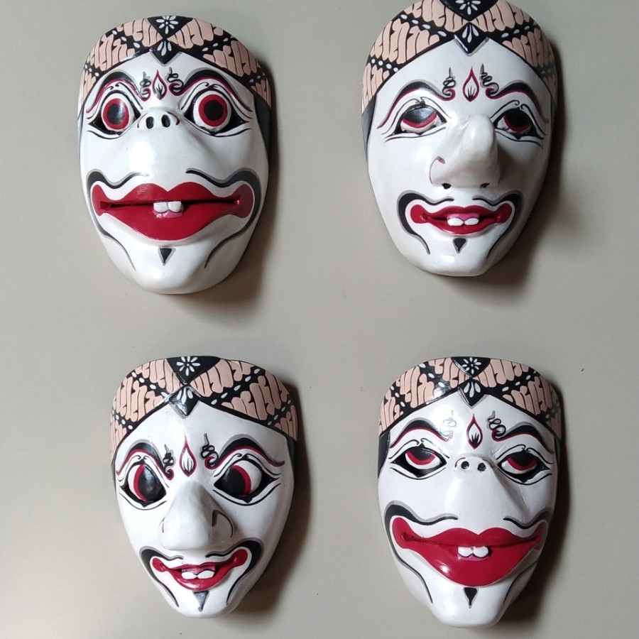 TOPENG KAYU PUNOKAWAN