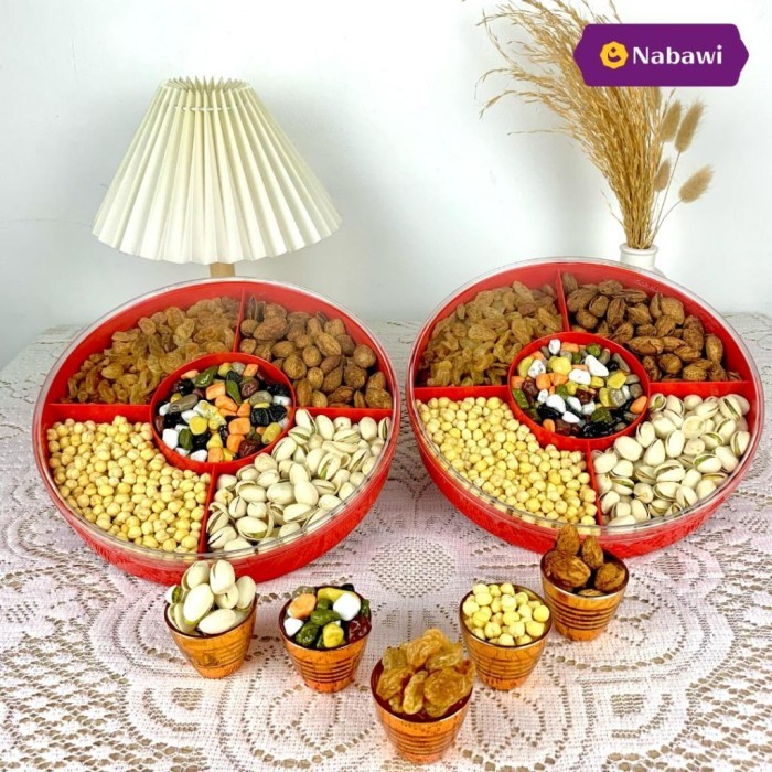 

Paket Hampers Exclusive 5 Sekat Oleh Oleh Haji Dan Umroh Premium Makanan Khas Arab Kacang Arab
