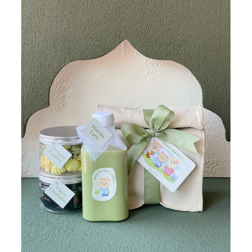 

Hampers Lebaran / Parcel Lebaran / Hadiah Gift / Macarons / Cute Terlaris
