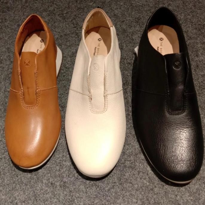 Sepatu Slip On Wanita 24 Hush Puppies BS01