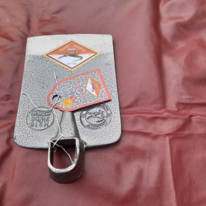 TERLARIS CANGKUL BESAR CAP BUAYA EMAS BAHAN BAJA MURAH