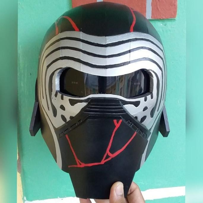 KOSTUM PRIA Helm Kylo Ren Cosplay Star Wars