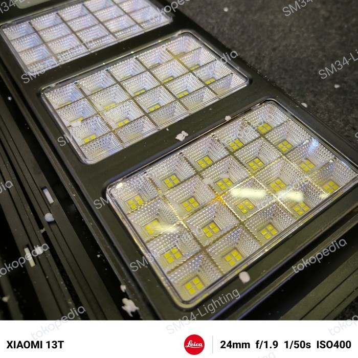 LampuPeneranganJalan100W200WattPju Solar Panel Eco 150Watt