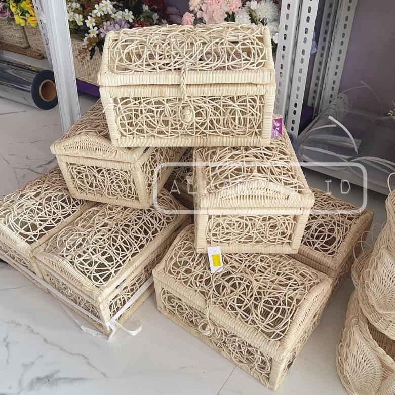 

COD Koleksi kotak Hartakarun seserahan, kerajinan rotan, karakter unik Ok75