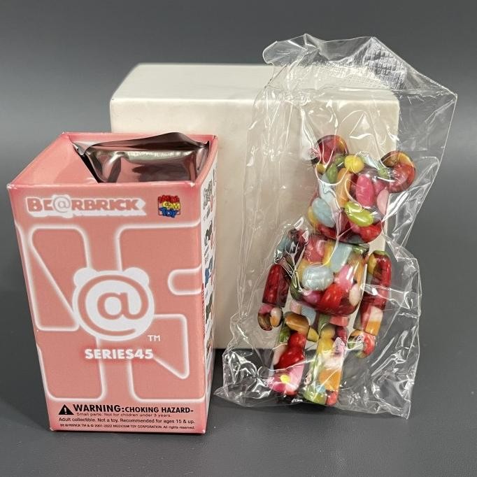 

Promo Bearbrick 100% Medicom Toy Series 45 Jellybean (with card) COD