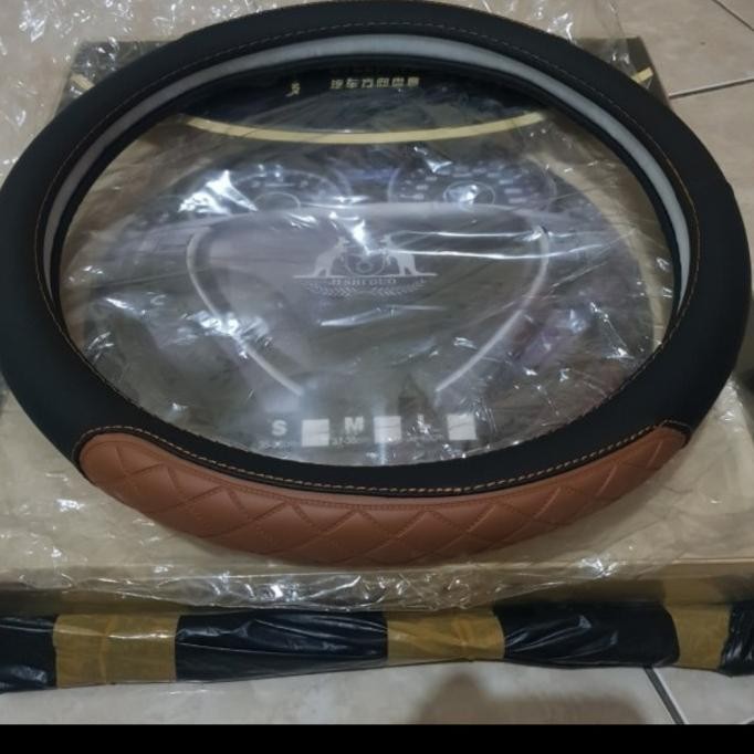 COVER SARUNG STIR MOBIL TOYOTA RUSH GR SPORT