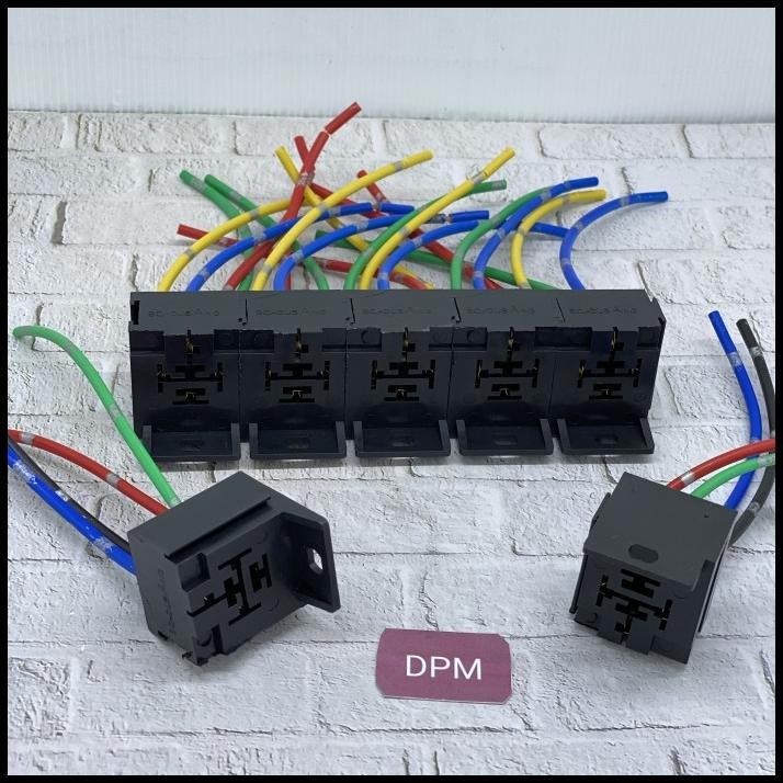 Soket Rumah Relay Gandeng Hella Bosch 4 Kaki/4 Pin