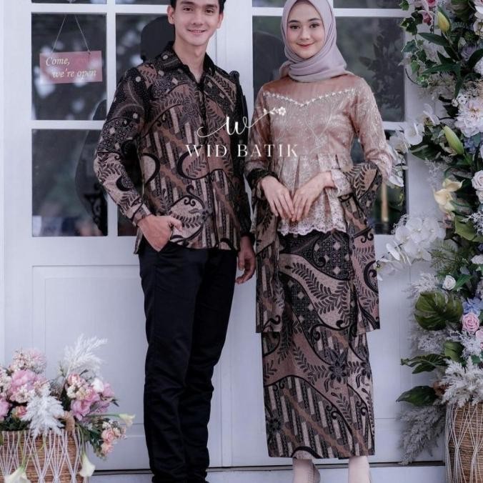 || Best seller  ~`~ Baju Sarimbit Batik Couple Setelan Kebaya Baju Tunangan Pesta - Mocca ||~~~