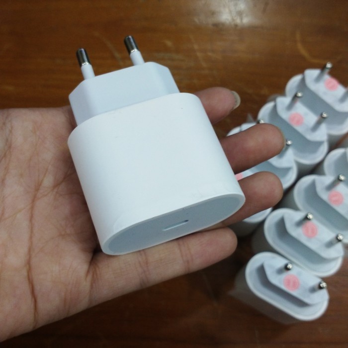 adaptor iphone 11 original