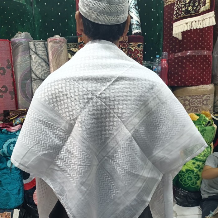 Sorban Almas Arafat putih motif Surban Almas Arafat putih motif