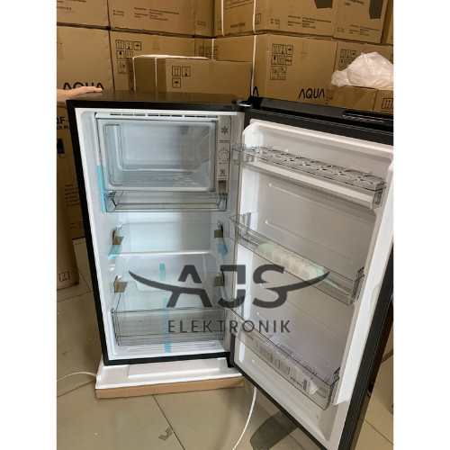 KULKAS 1 PINTU AQUA AQR D 181 LB / LK GARANSI RESMI