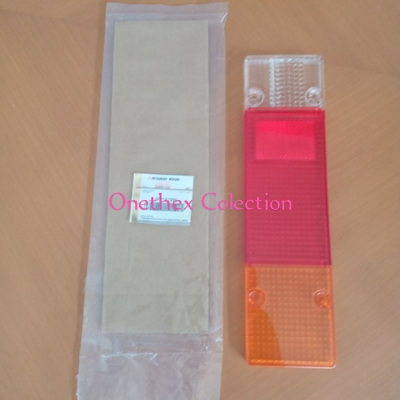 Mika lampu belakang L300 Original Mitsubishi