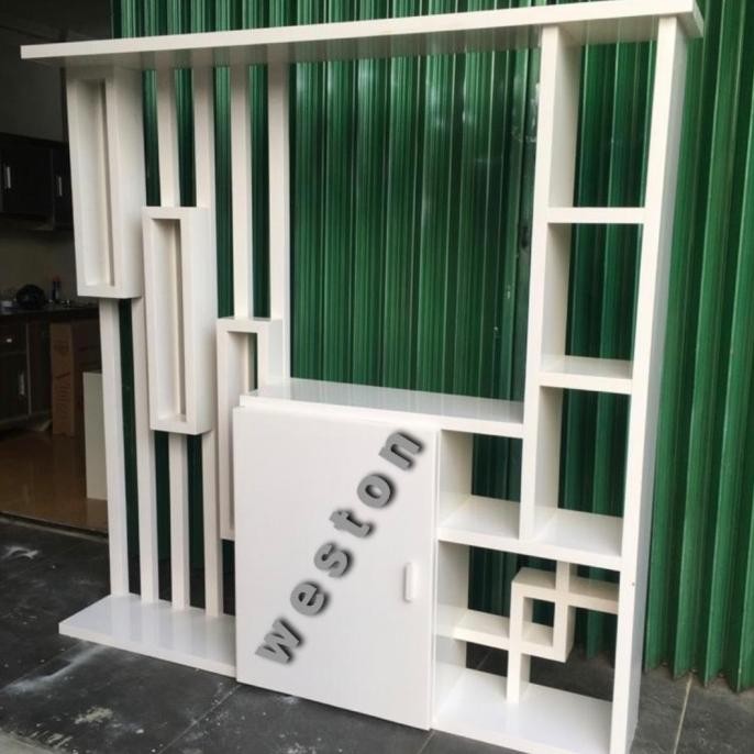 Lemari Pajangan Partisi penyekat / pembatas ruangan minimalis