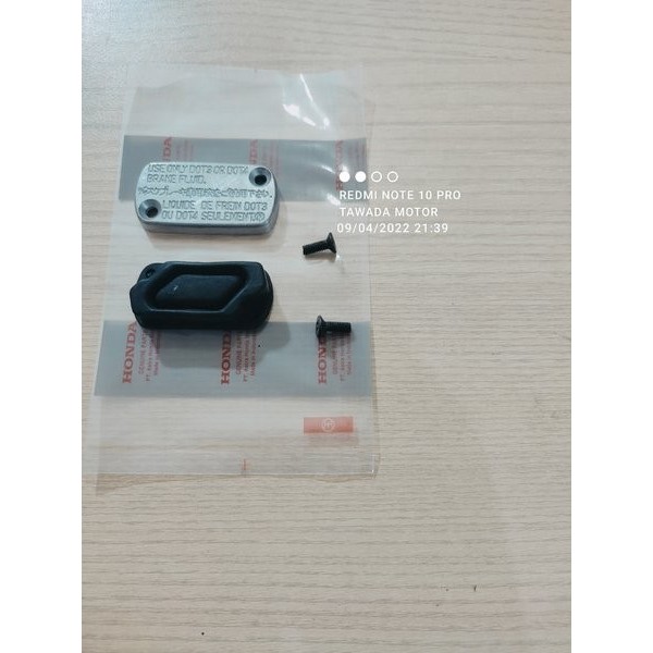 Tutup Dan Karet Minyak Rem Atas Vario 125 Old. Vario 150 Old Barang Langka