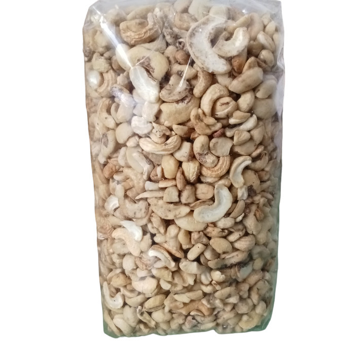 

TERUJI kacang mede patahan/pecah/pecahan 1kg mentah