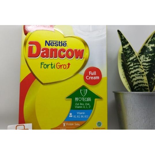 

Susu Bubuk Full Cream Dancow 780Gr