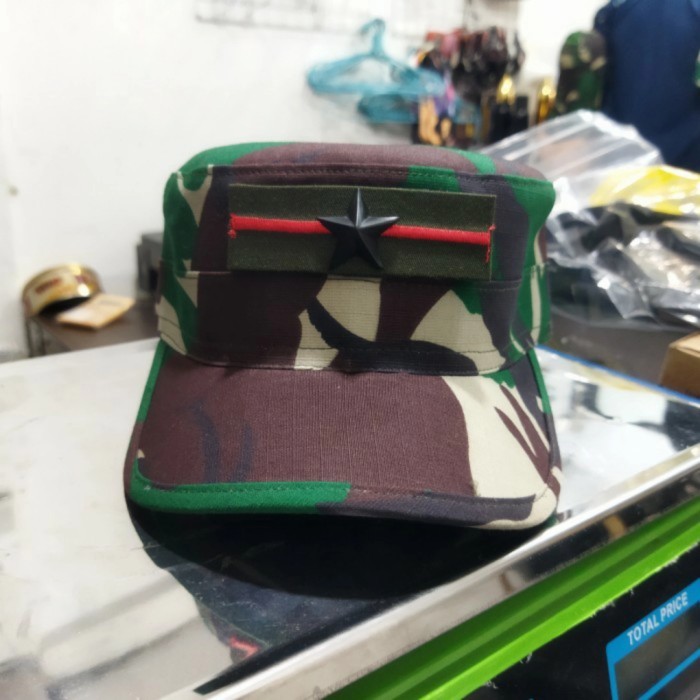 Auliya Topi Pet Komando Loreng Malvinas Sritex Wool