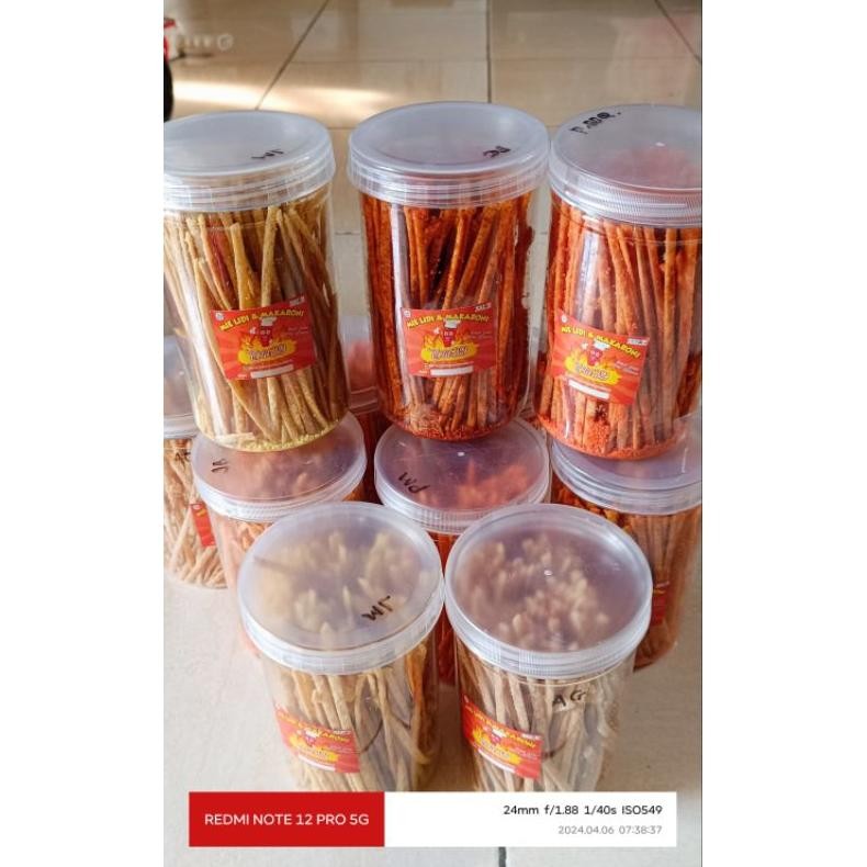 

Big Sale Mie Lidi Gepeng Kemasan Toples 1000Ml High Quality