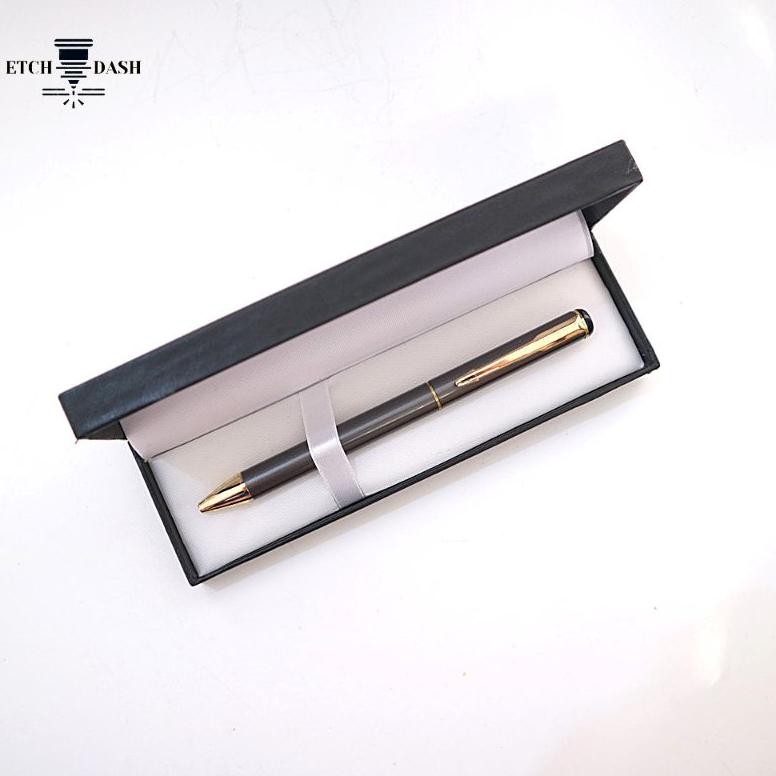 

fb-4 Pulpen Exclusive Free Grafir Nama/Logo + Box | Pulpen Promosi | Pulpen Custom - Exclusive Pen BH-888 Murah