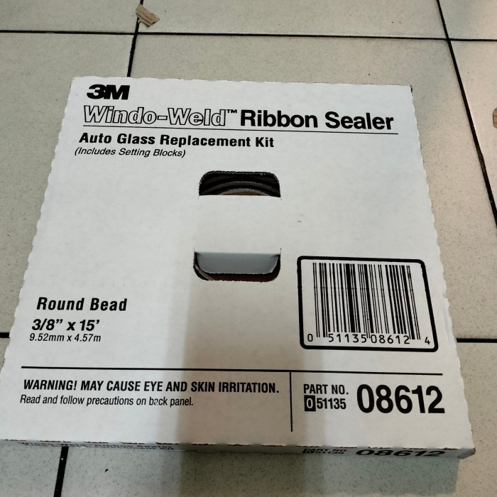 LEM KACA 3M / LEM OBAT NYAMUK UNTUK KACA DEPAN MOBIL 3M