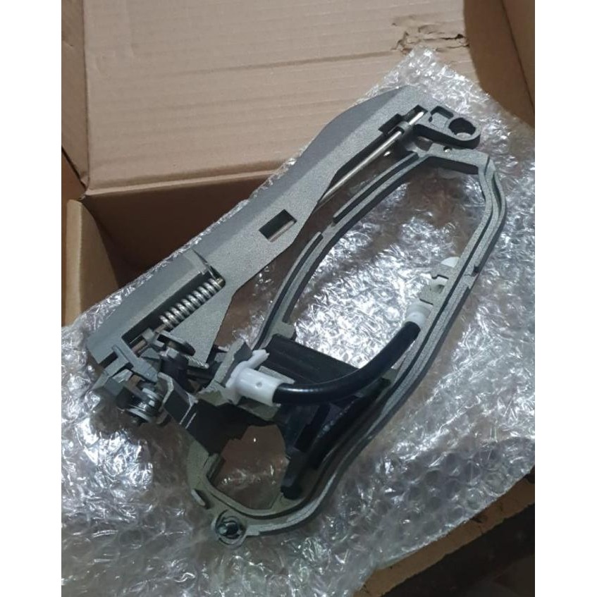 Handle Pintu Depan Bmw X5 E53 51218243615
