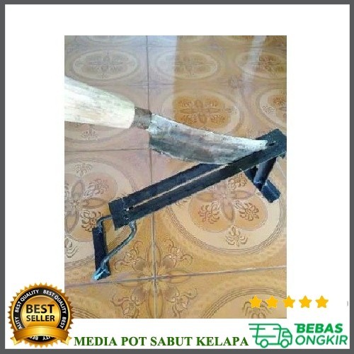 Kacip Alat Pencacah Rumput Pakan Ternak Potong Manual