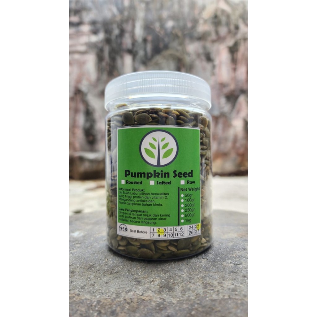 

Terlaris Pumpkin Matang Asin / Roasted Pumpkin Seed 500 Botol SALE