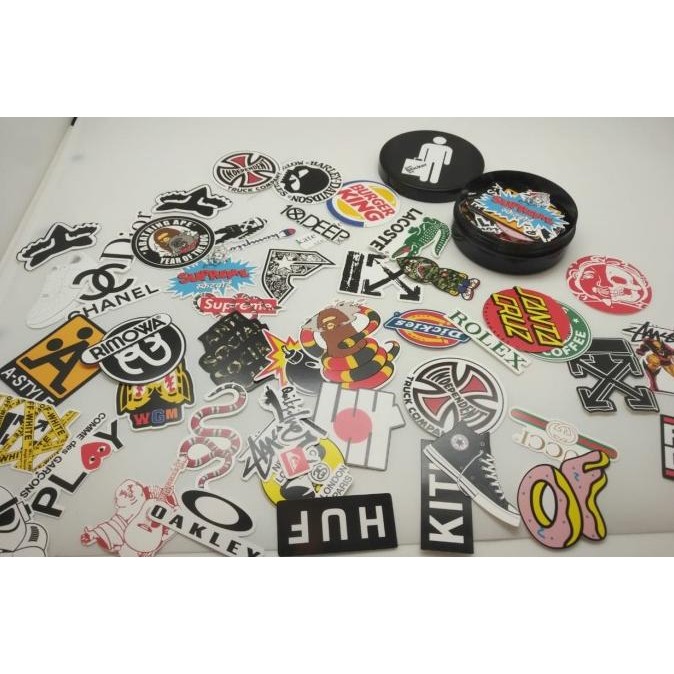 

Sticker Pill - Famous Logo FULL COLOR - Sticker Koper Rimowa 50pcs