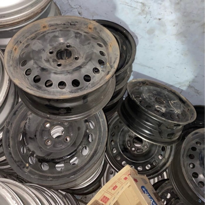 VELG KALENG MOBILIO R15 4X100