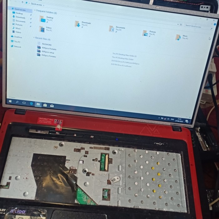 LED 15.6 40 PIN TEBAL