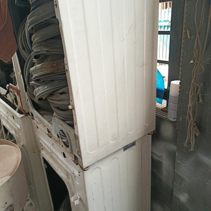 BODY BELAKANG MESIN CUCI LG 6 _ 7 KG